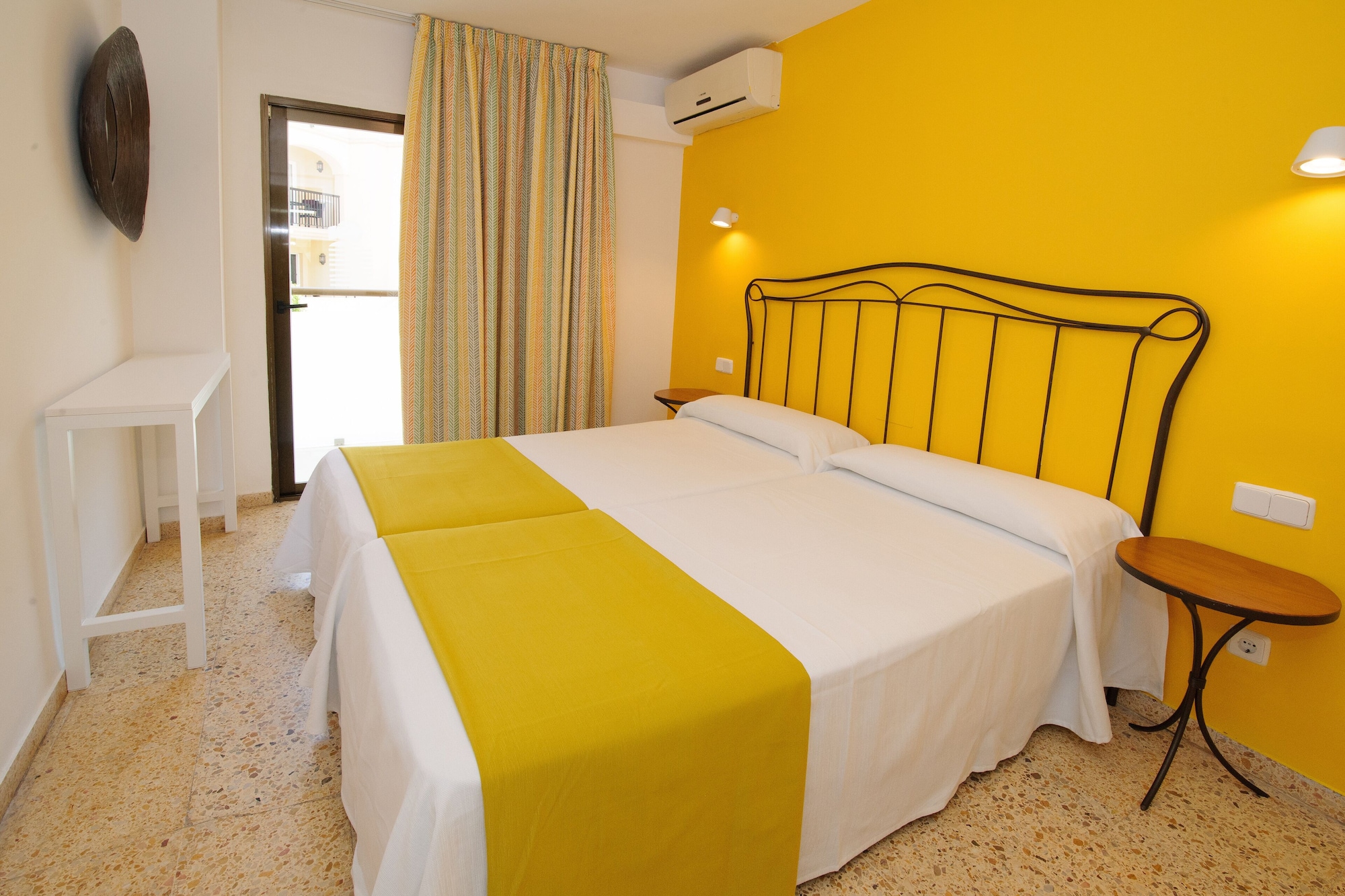 1 BEDROOM, COMFORT, APARTMENT, BALCONY