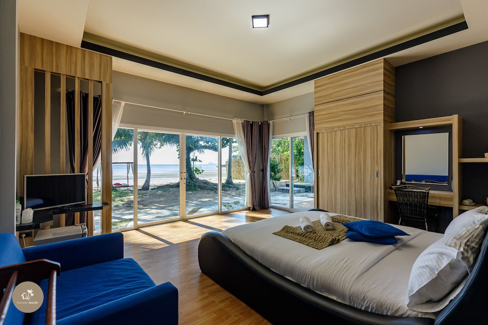 Pak Nam Resort 12/50