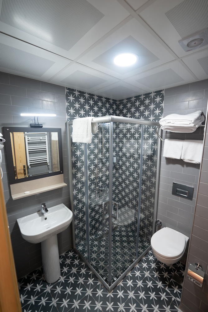 BEST HOTEL KADIKOY 29/30