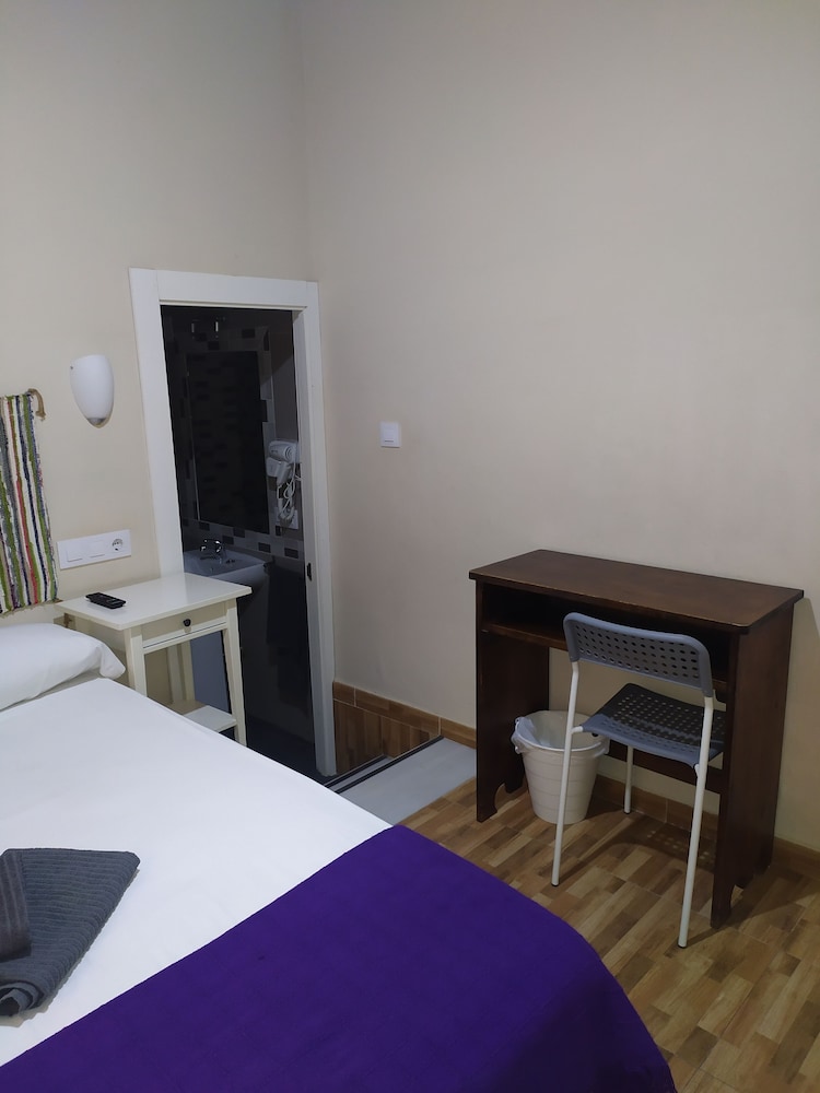 Pension Azahar 13/50