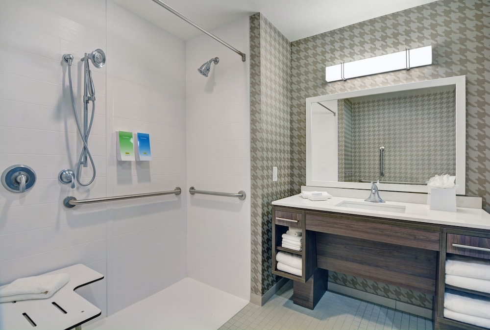 Home2 Suites By Hilton Charleston Daniel Island 30/55