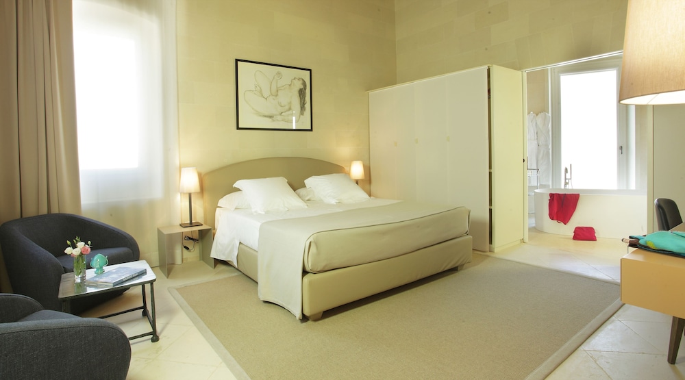 La Fiermontina Luxury Home Hotel 15/77
