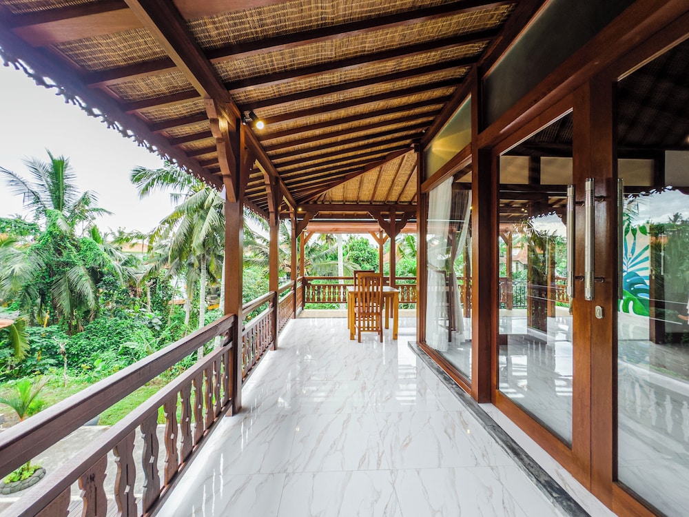 Kubu Manah Ubud 2/50