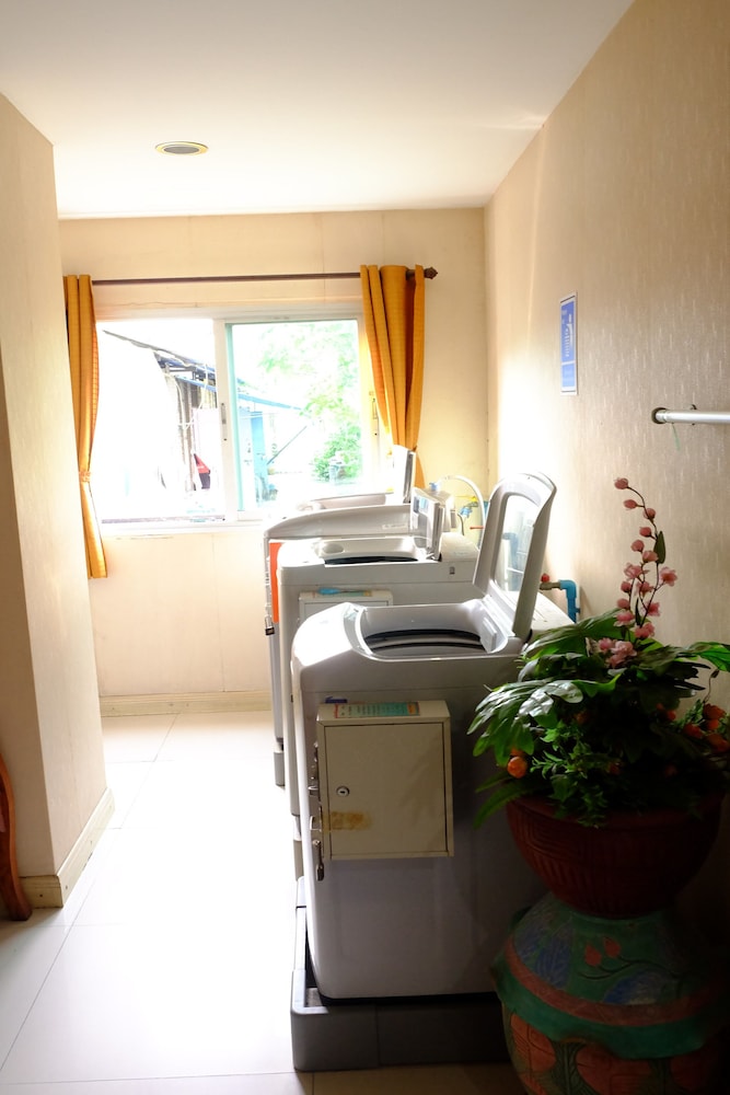 Banchang Apartment And Hotel 48/48