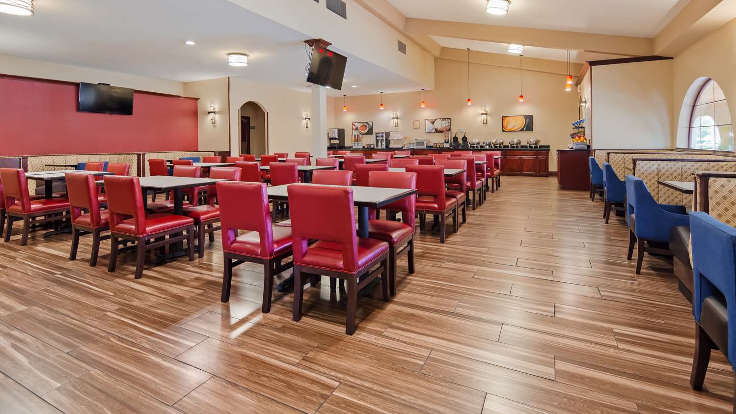 Best Western Plus Heritage Inn 30/44
