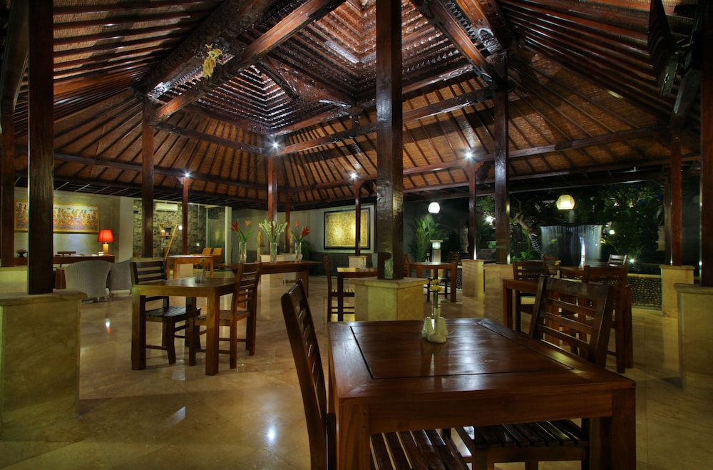 The Prime Seminyak 46/50
