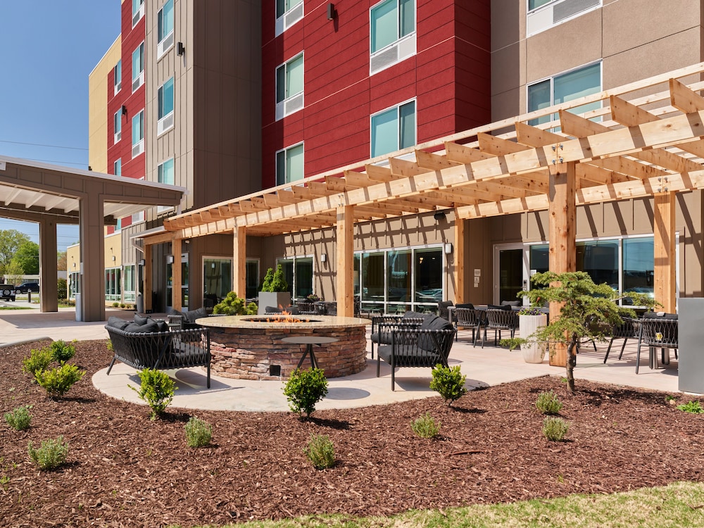 TownePlace Suites by Marriott Hixson 34/40