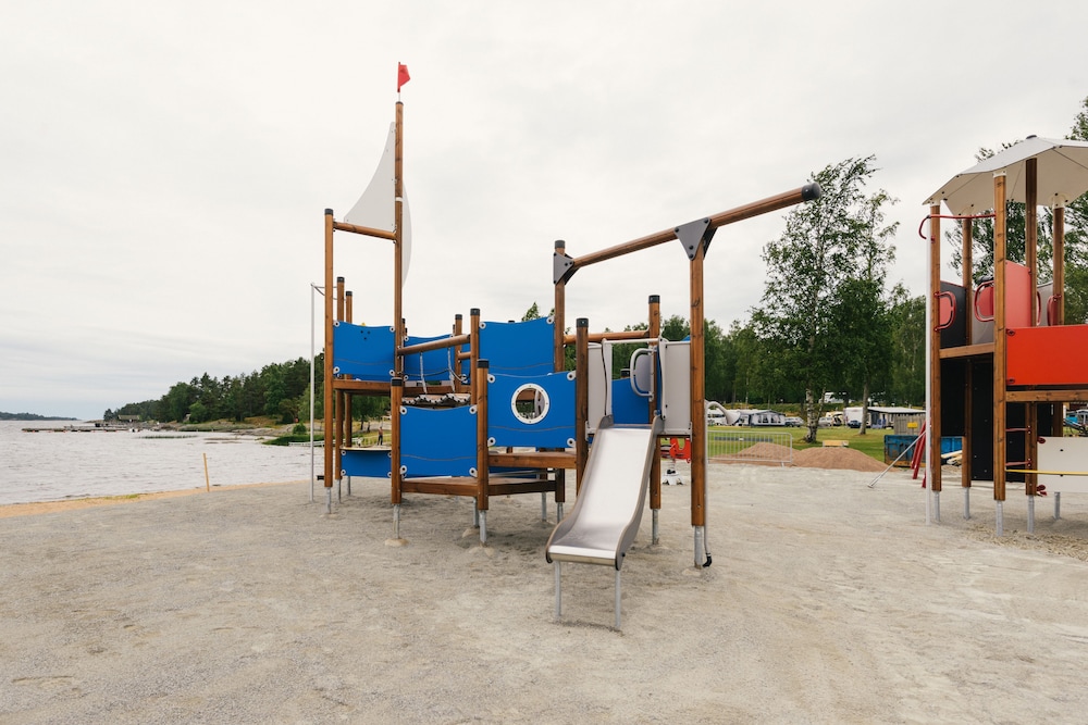 First Camp Duse Udde 10/42