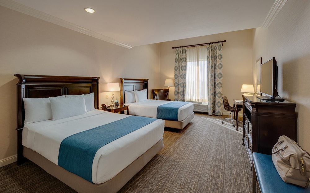 Ayres Hotel Fountain Valley 10/49