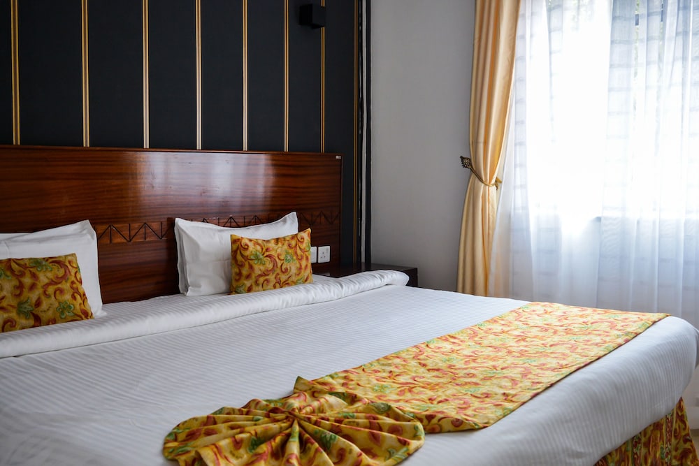 1 BEDROOM, APARTMENT