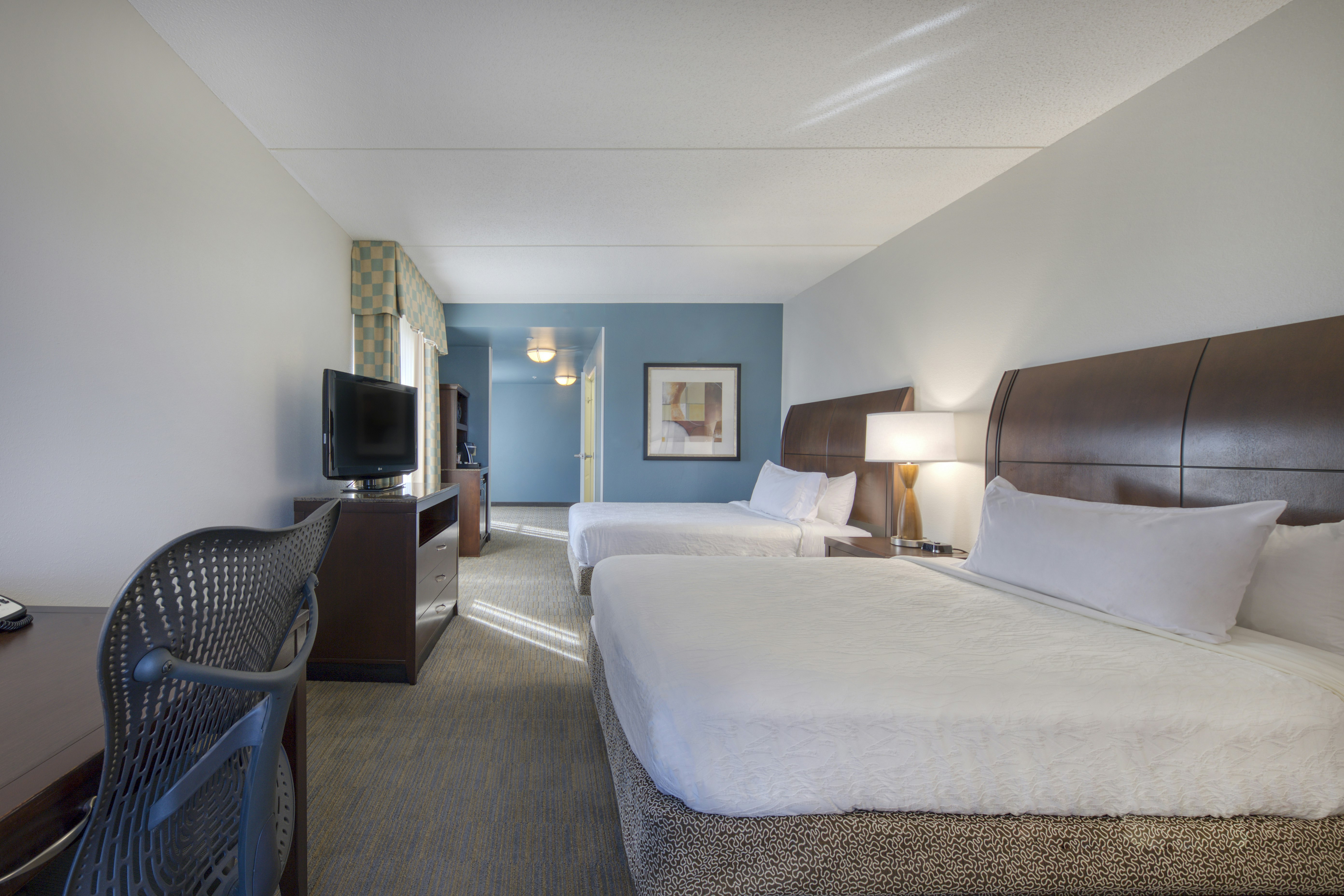 Room, 2 Queen Beds, Corner, Hilton Garden Inn Durham Southpoint, NC 2/4