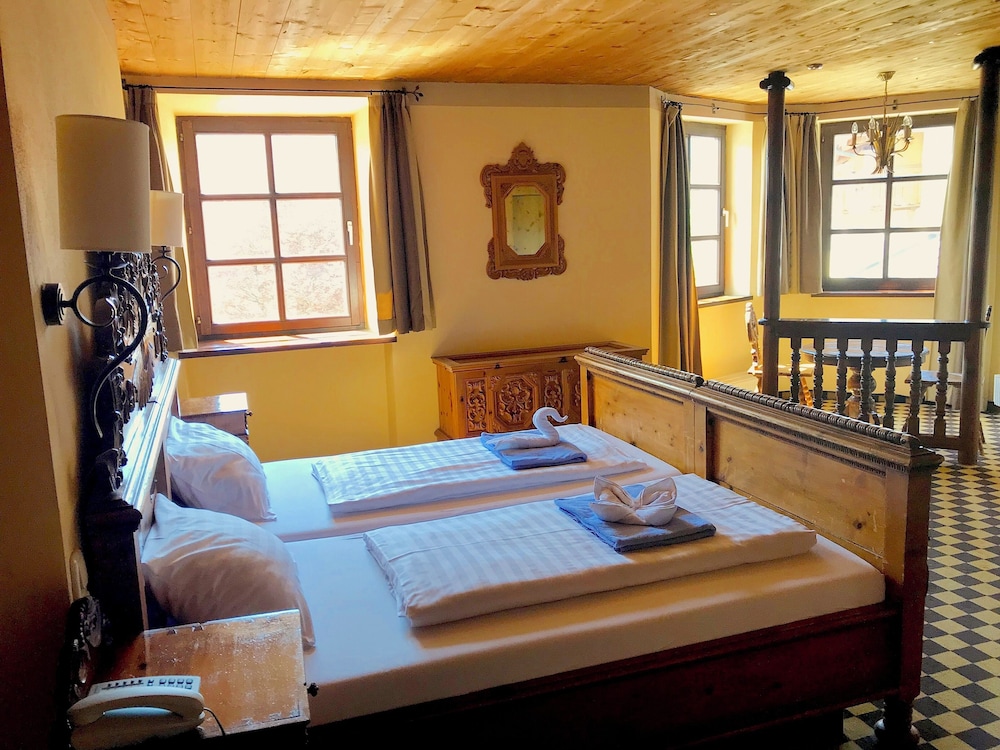 Family Hotel Schloss Rosenegg 25/64