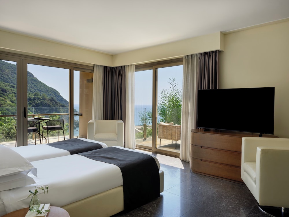 Atlantica Grand Mediterraneo Resort 24/66