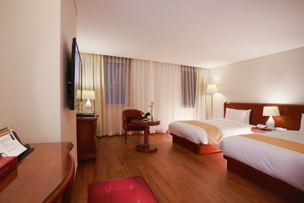 Sejong Hotel 40/78