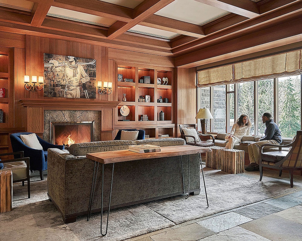 Four Seasons Resort Whistler 74/100