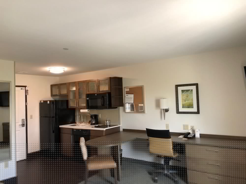 Candlewood Suites Houma 33/42