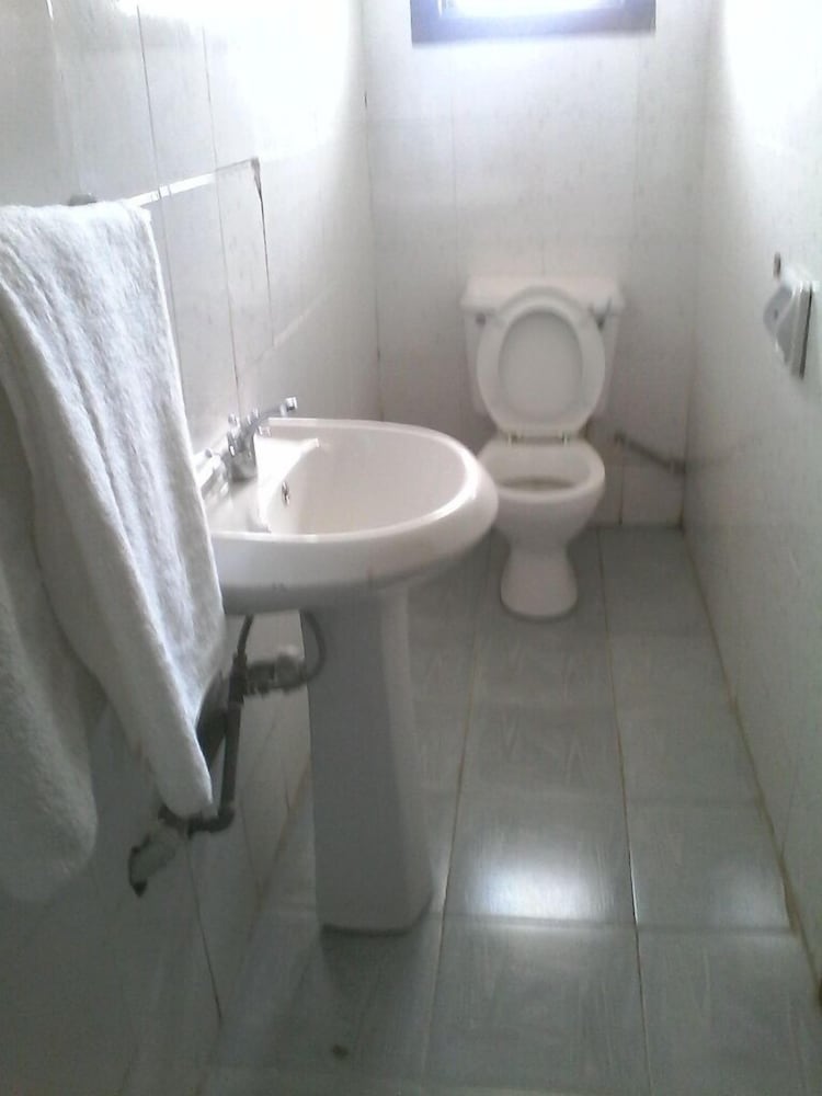 River Sands Hotel & Apartment 40/41