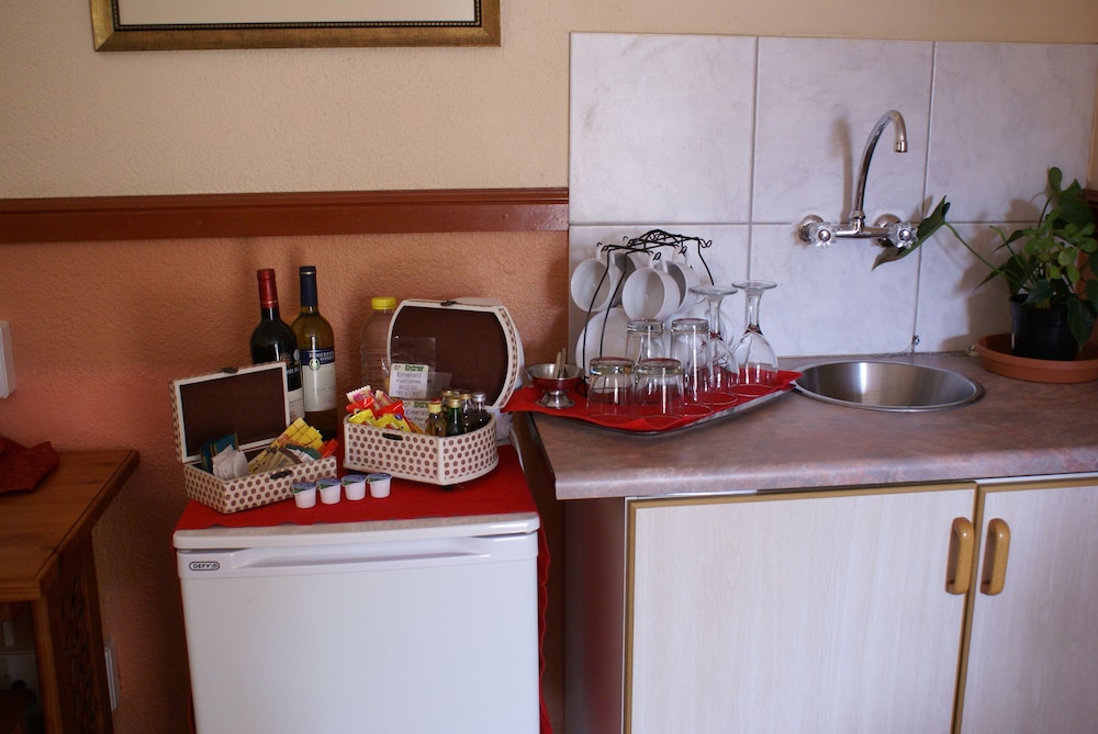 Emerald Guesthouse 27/70
