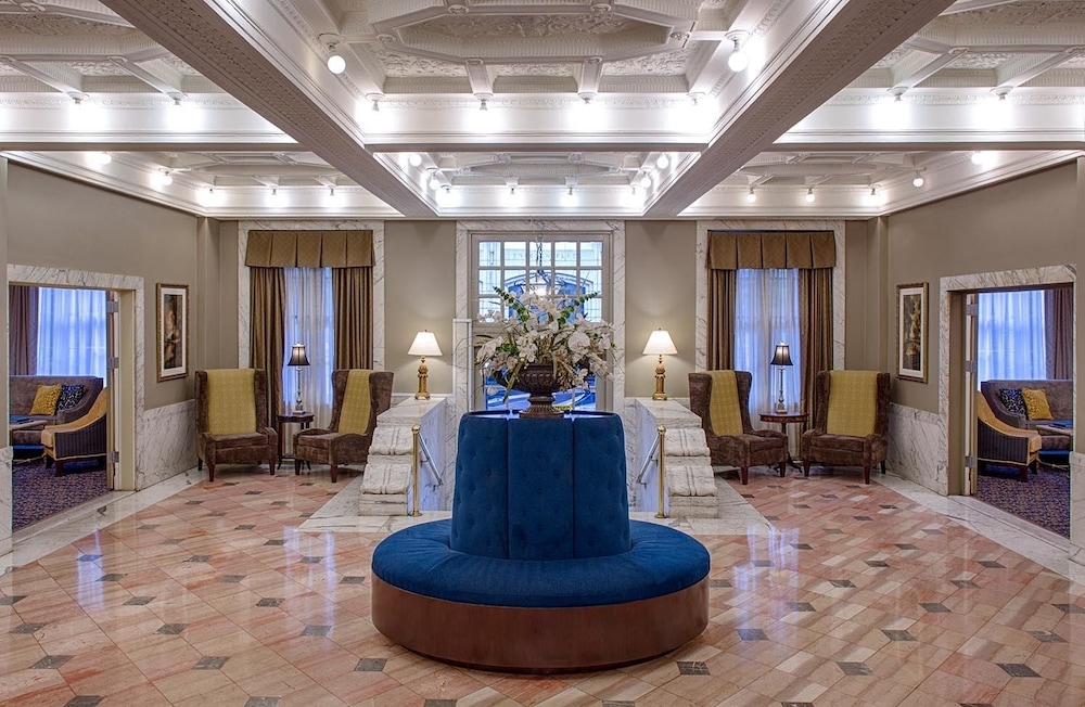 Lobby at Hampton Inn & Suites Birmingham-Downtown-Tutwiler, BIRMINGHAM - AL