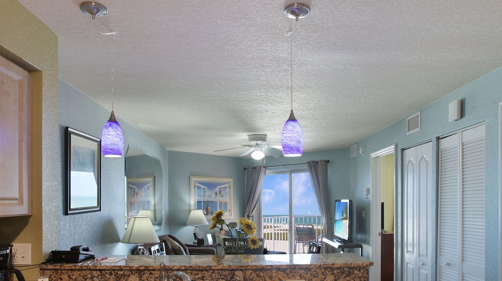 Surf Beach Resort 21/50