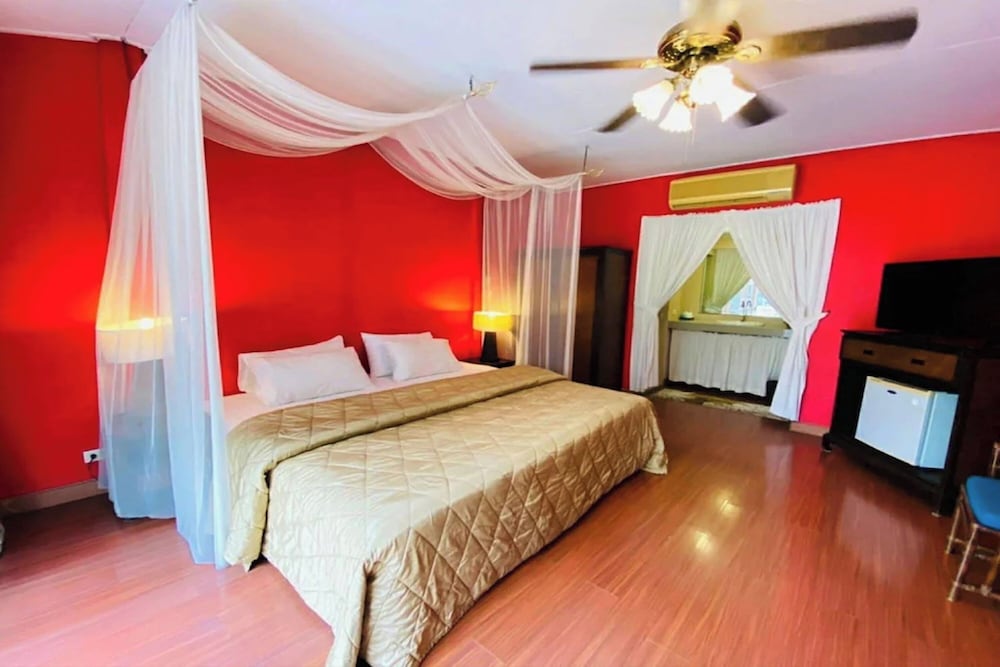 Safari Riviera Resort 17/50