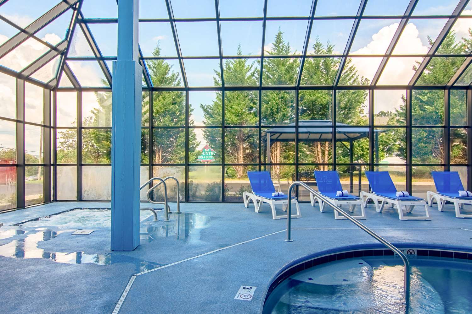 swimming pool spa