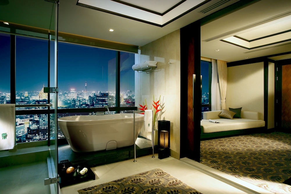 Banyan Tree Bangkok 10/71