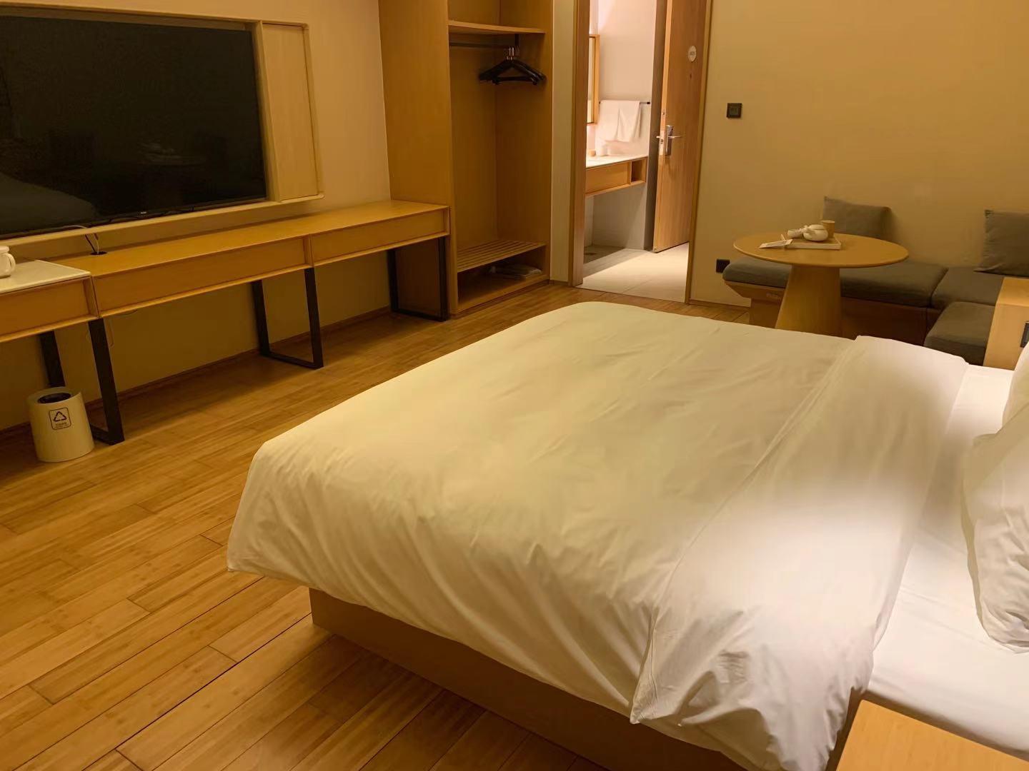 Ji Hotel (Shanghai Tiantong Road) 9/33