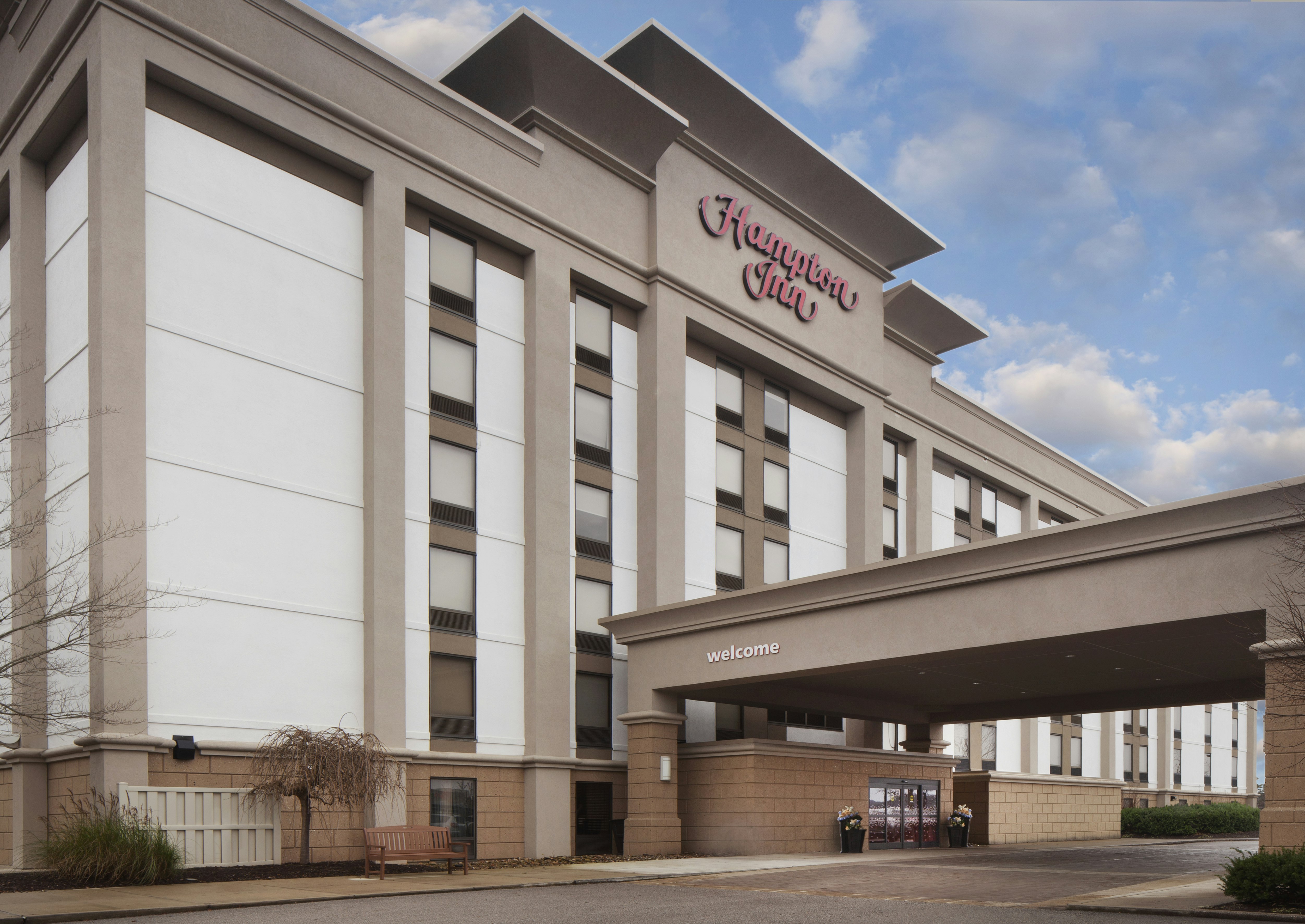HAMPTON INN CHARLESTON SOUTHBRIDGE in CHARLESTON - WV