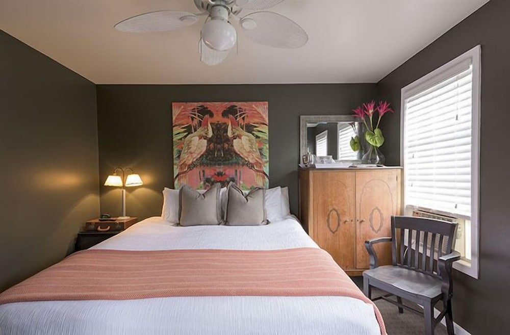 Rehoboth Guest House 15/50