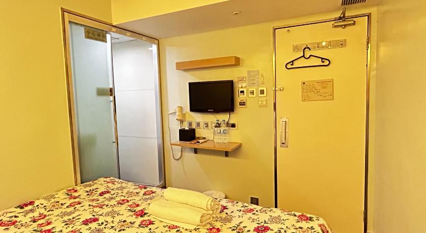I Hotel Limited 32/48