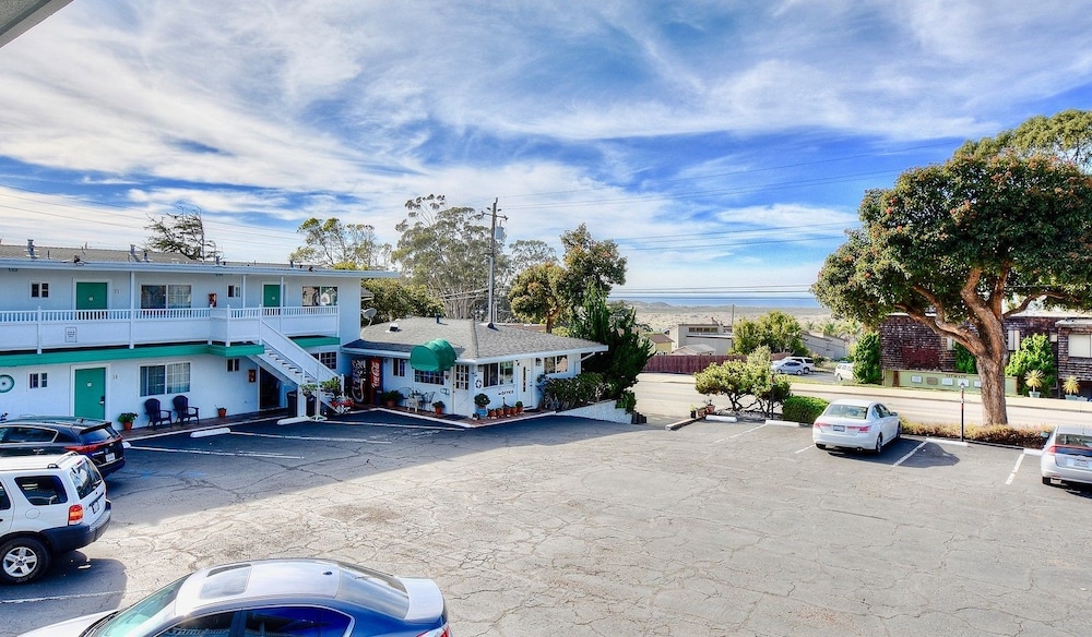Morro Bay Sandpiper Inn 3/48