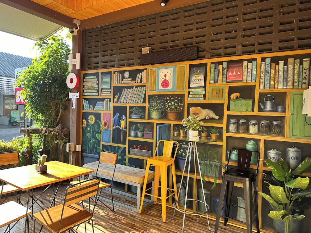 Warm Well Hostel Kanchanaburi 43/68