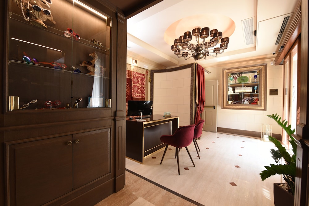 Santa Croce Boutique Hotel 5/65
