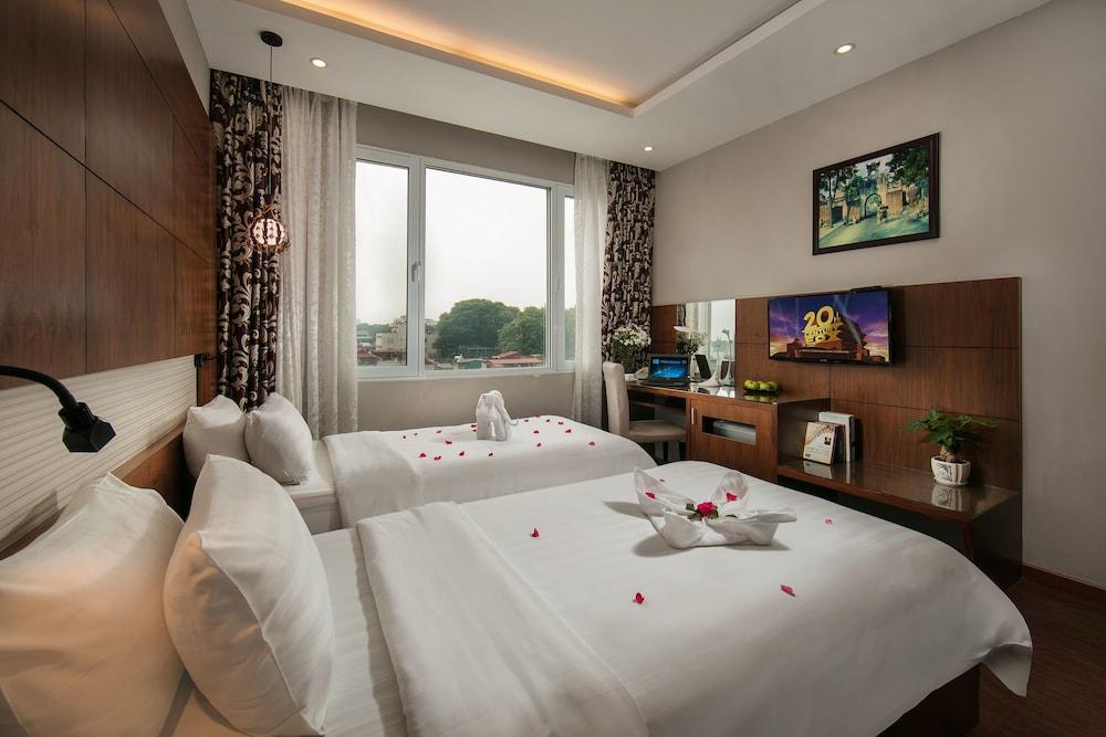 جناح عائلي بسرير كينج وسرير فردي، Bonne Nuit Hotel 2/2