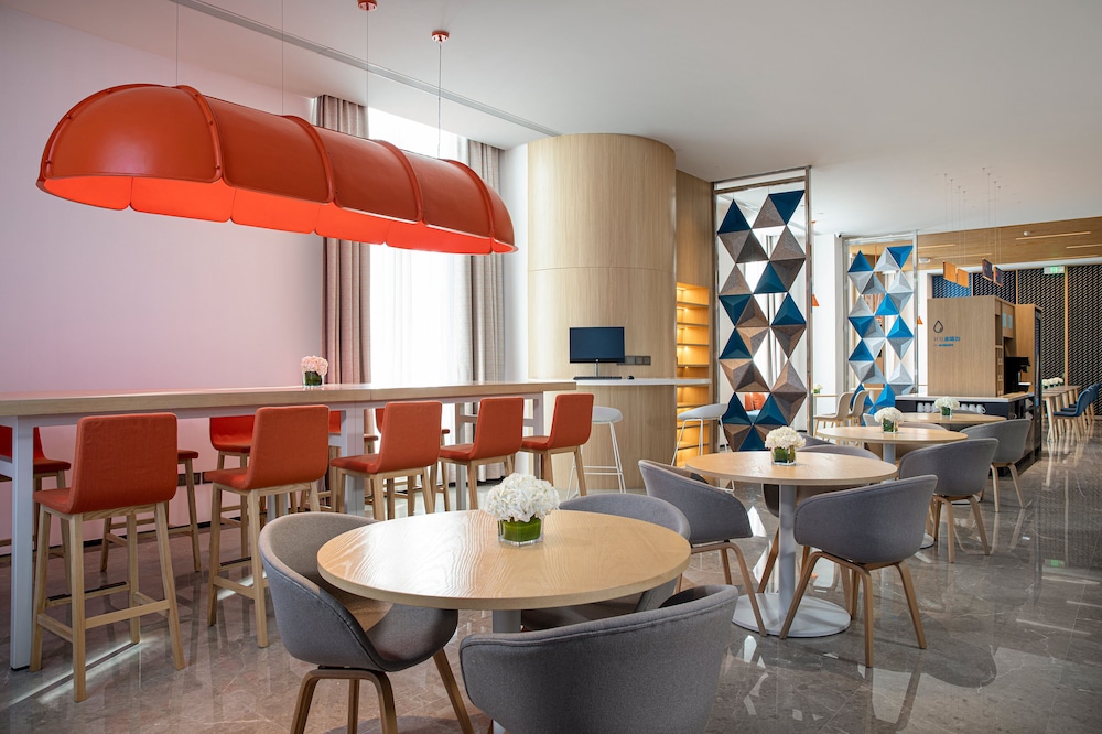 Holiday Inn Express Chengde Park View 33/52