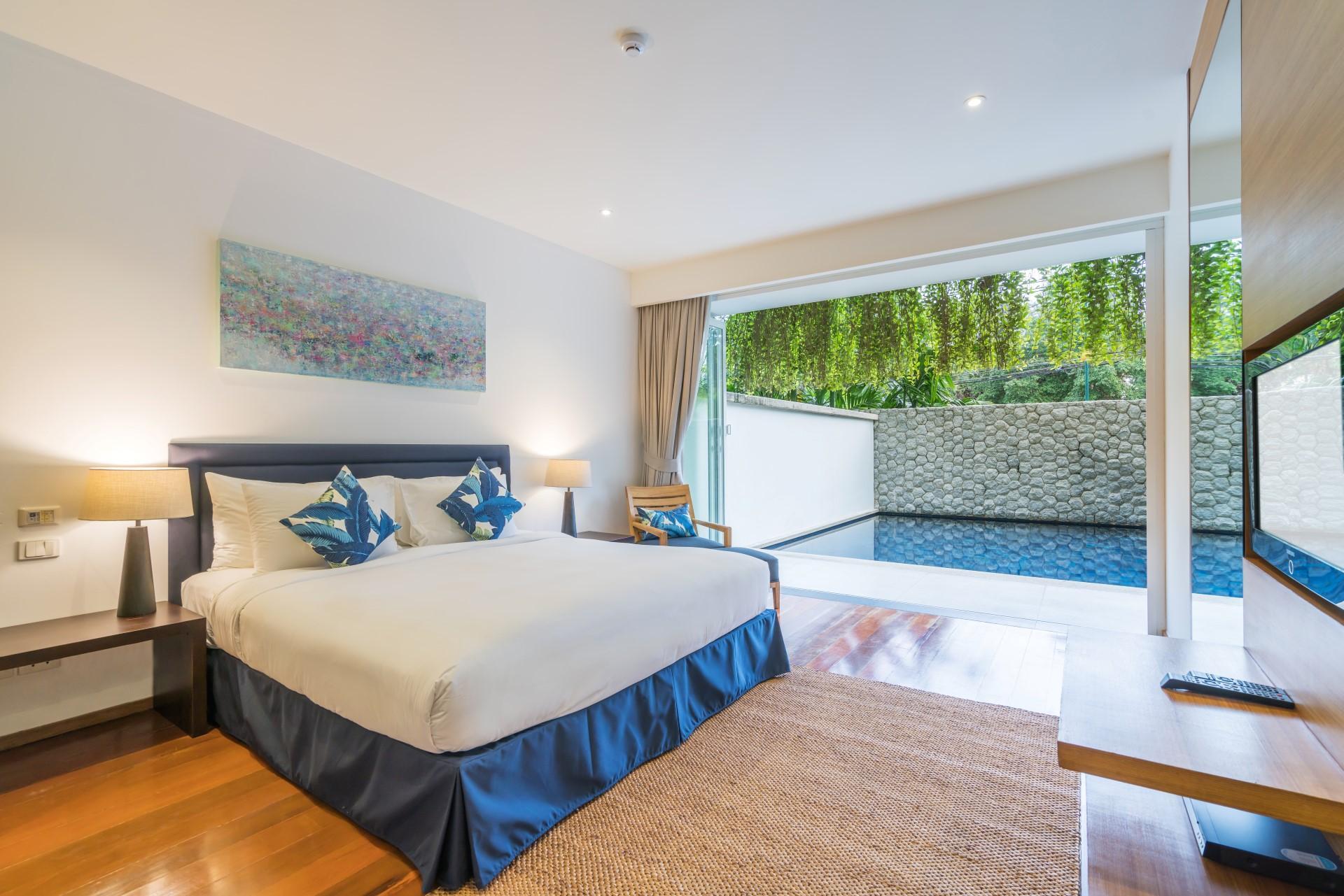 2 Bedrooms, Pool Residence, King and Twin Beds