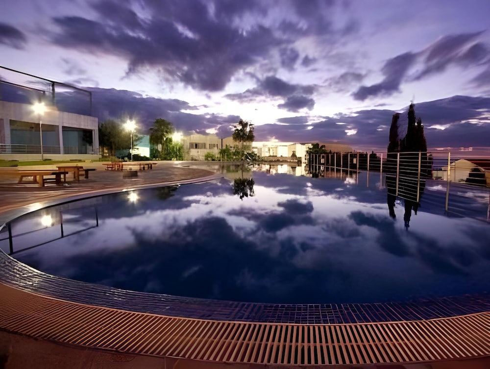 Maricas Boutique Hotel 37/65