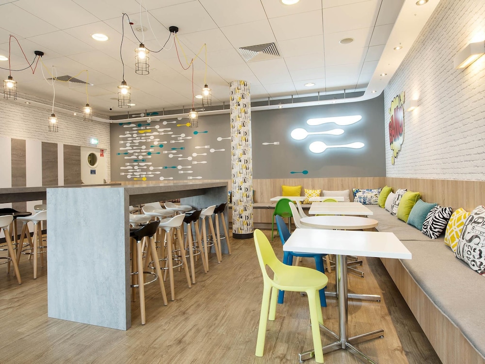 IBIS BUDGET WARSZAWA CENTRUM 56/70