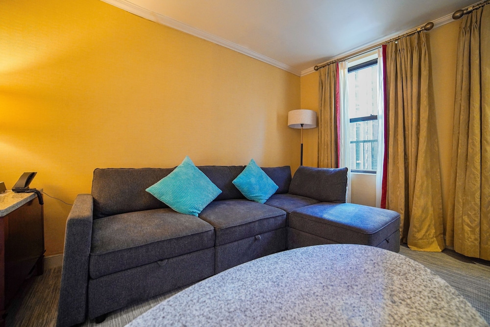 Hotel Stanford New York 38/57