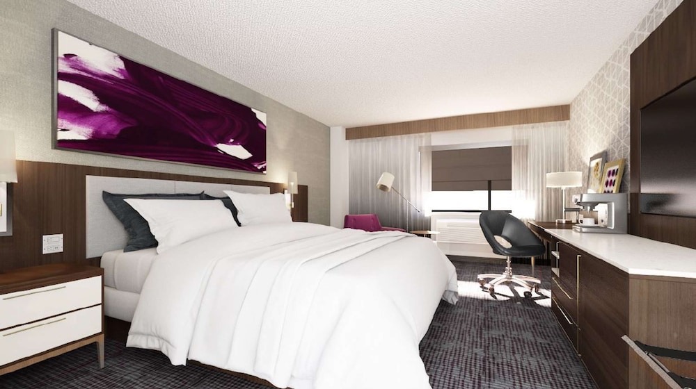 Doubletree By Hilton St Paul East 12/59