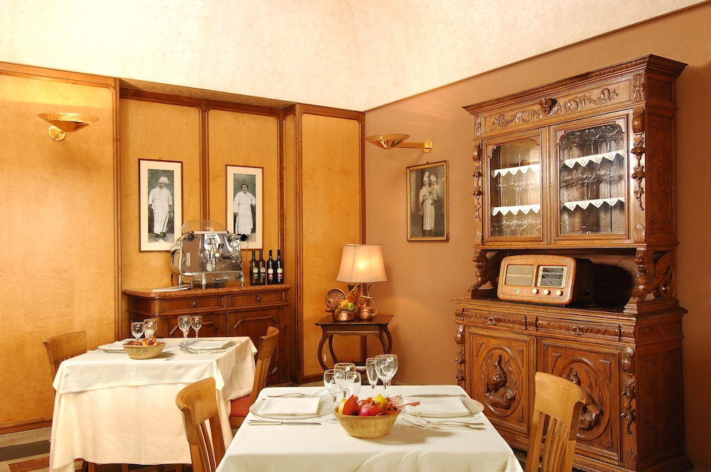 Cacciani Hotel 41/48