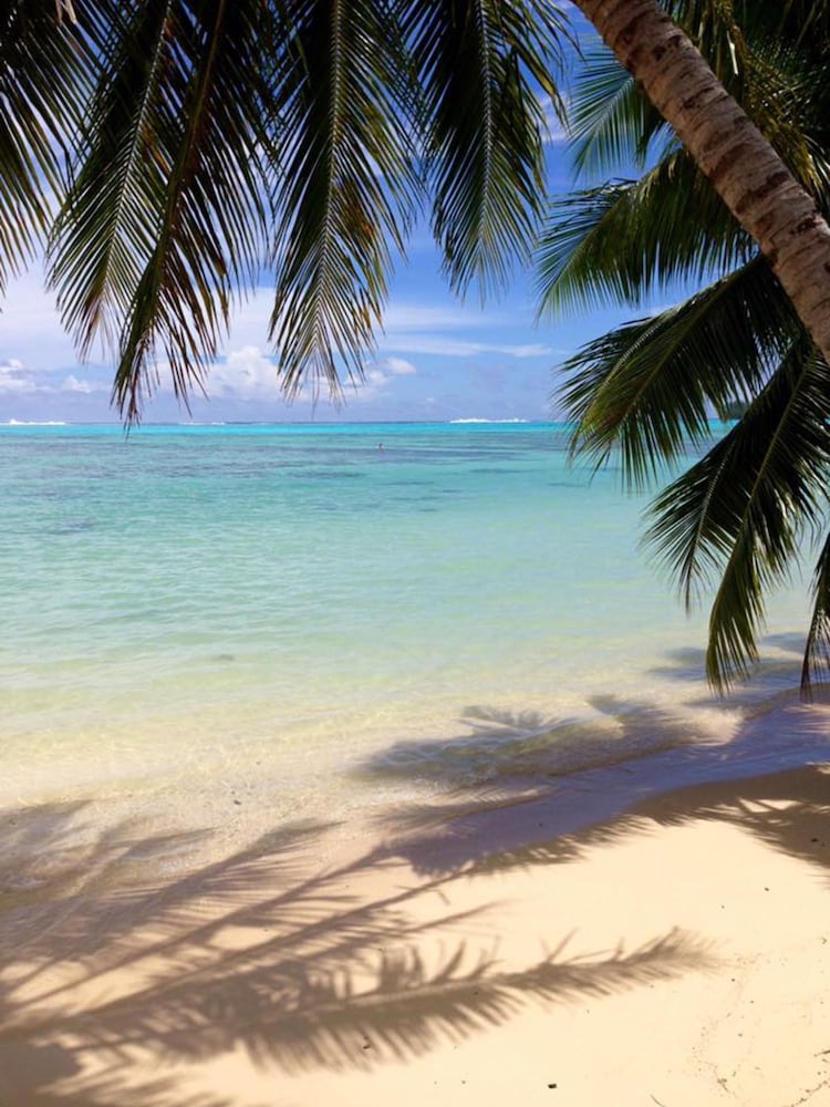 Moorea Beach Lodge 50/65