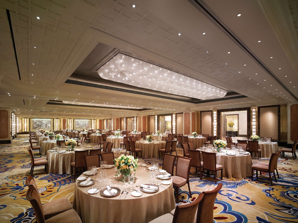 China World Hotel, Beijing, A Shangri-La Hotel 54/72