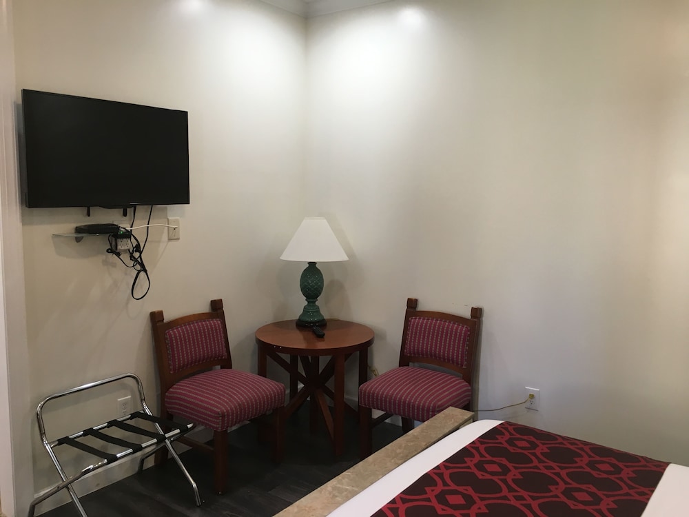 Eldorado Motor Inn 34/40