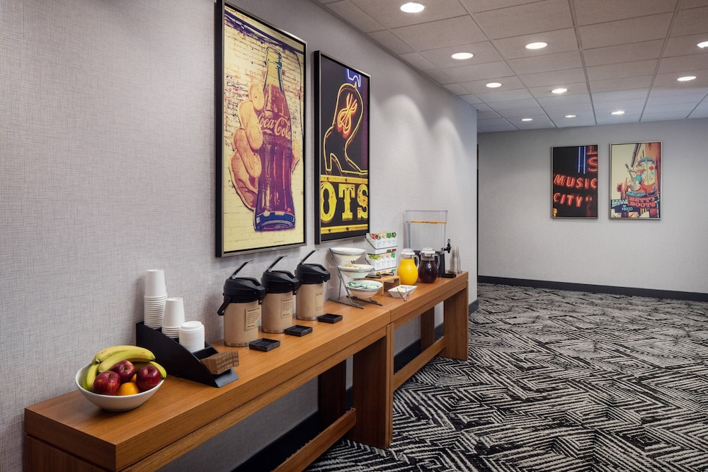 Hyatt Place Nashville Downtown 56/72