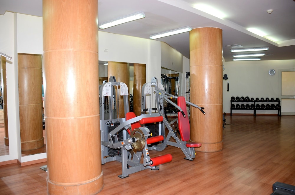 Rehana Royal Beach Resort and Spa 40/68
