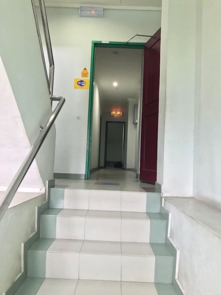 Seri Kangsar KK Hotel 4/34