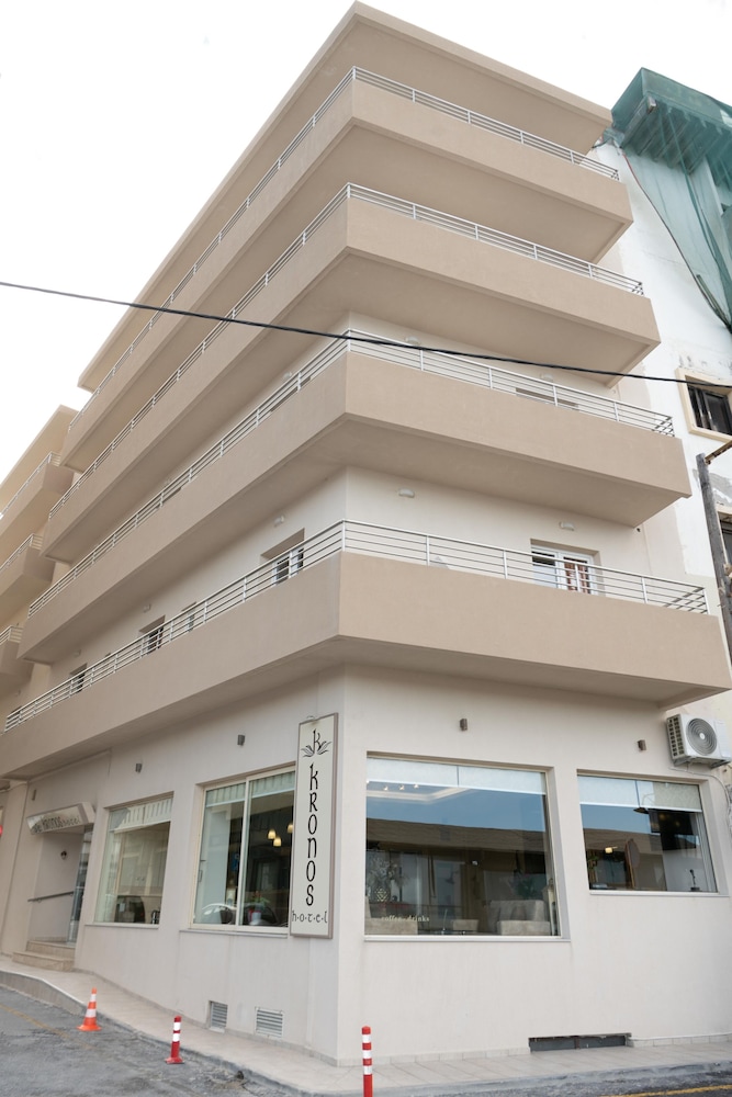 Kronos Hotel 2/50