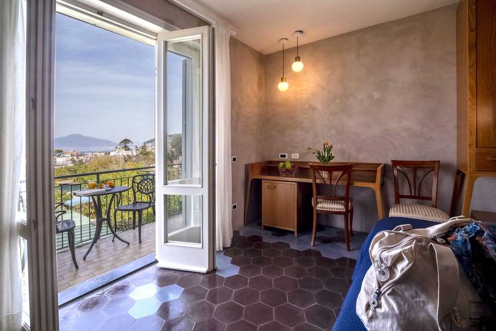 Il Roseto Resort 4/66